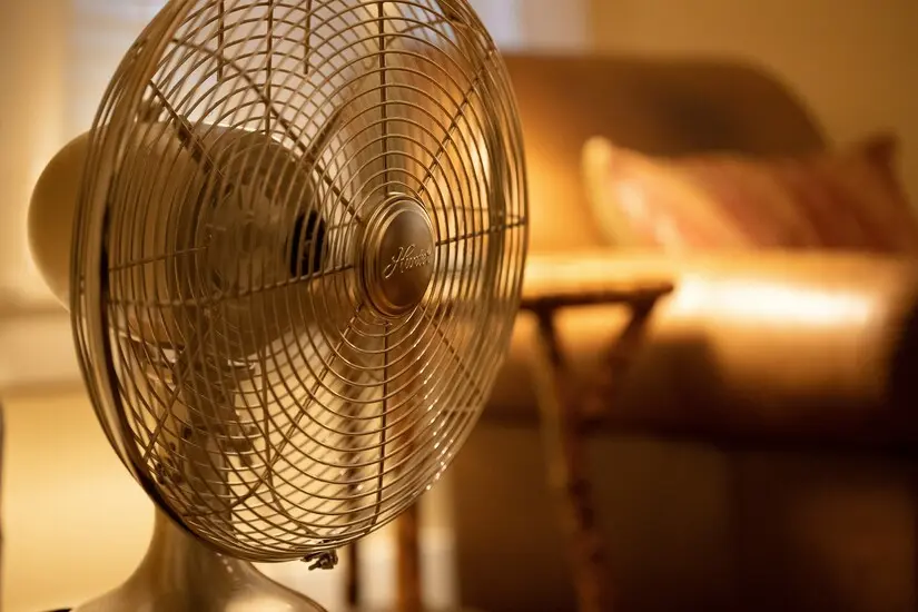 Airco tot wel 25 keer duurder dan ventilator